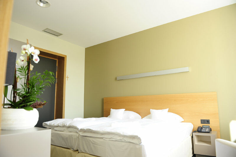 Hotel-Residence Am Klouschter Mondorf-les-Bains Exterior photo